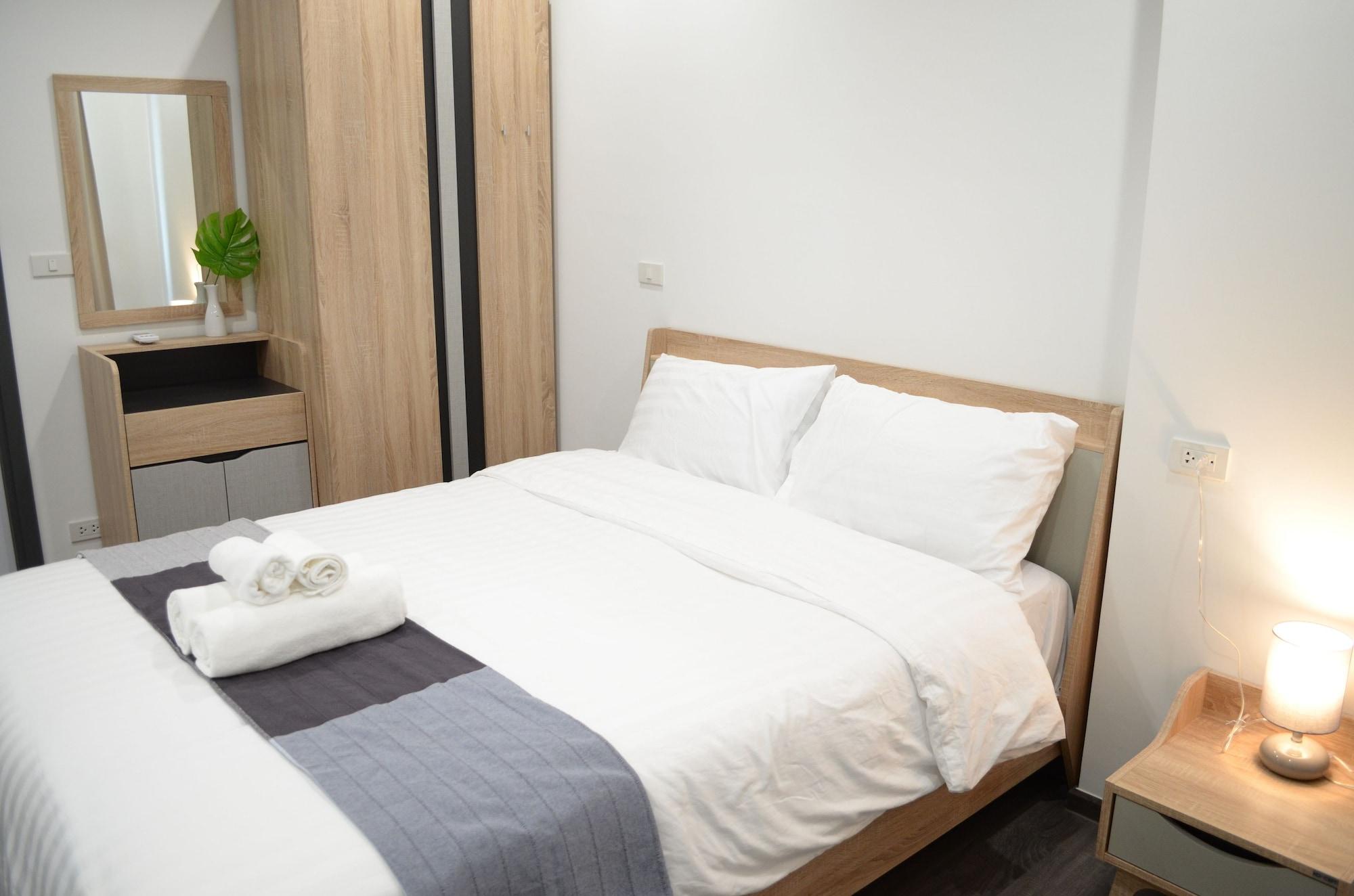 Wooden Suites Bangkok Exteriör bild
