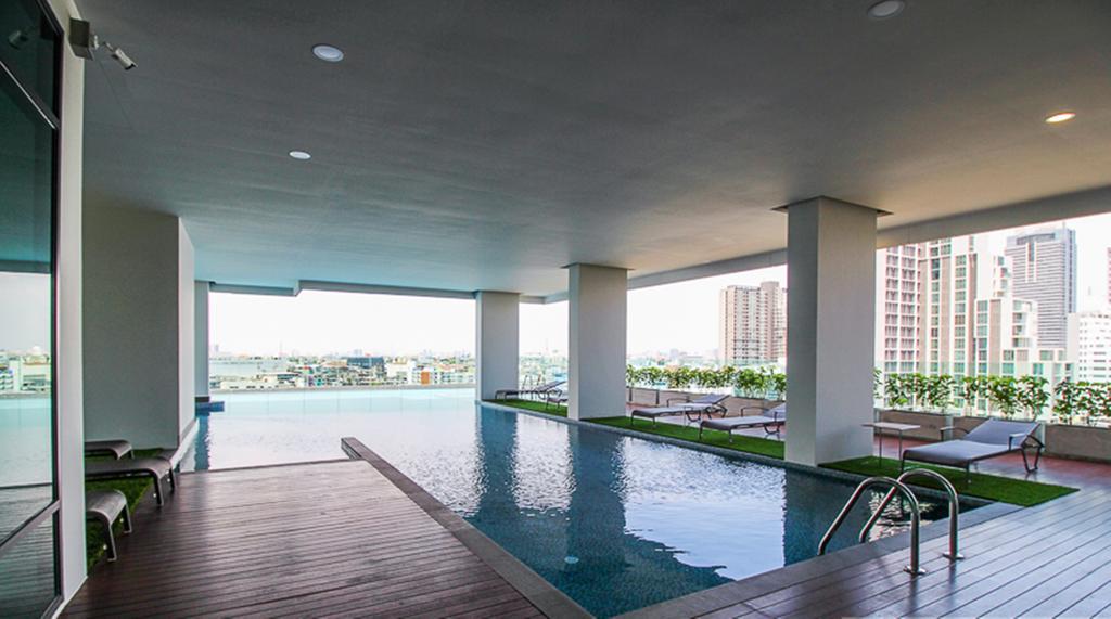 Wooden Suites Bangkok Exteriör bild